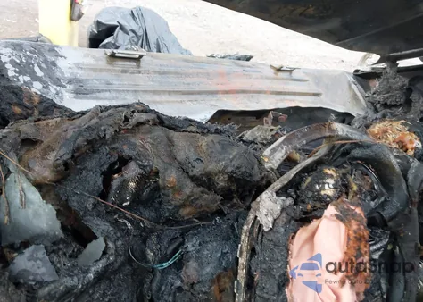 2014 Ford Escape Se z USA, uszkodzony, nr VIN 1FMCU9GX4EUB52478